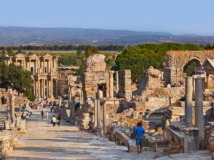 Ephesus - Places to visit in Turkey